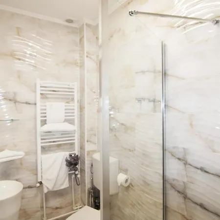 Kas 1bd Unique Unirii *