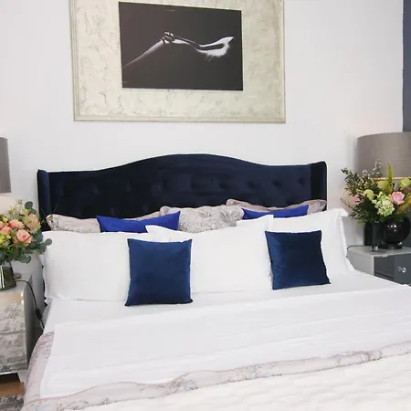 Kas 1bd Unique Unirii Apartament *