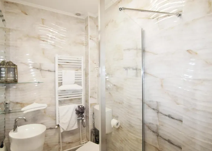 Kas 1bd Unique Unirii *