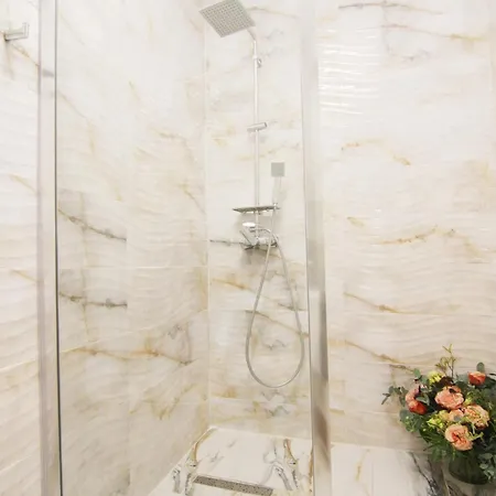 Daire Kas 1bd Unique Unirii Bükreş