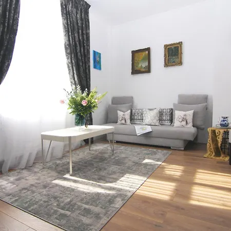 Daire Kas 1bd Unique Unirii Bükreş